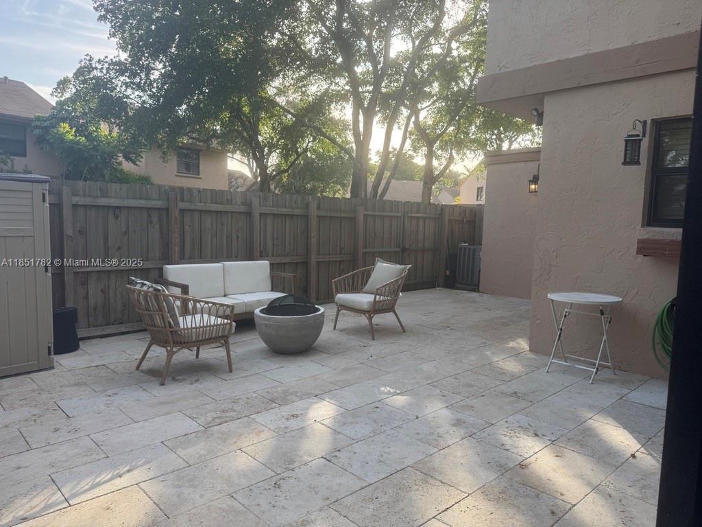 46 Chestnut Cir # 46