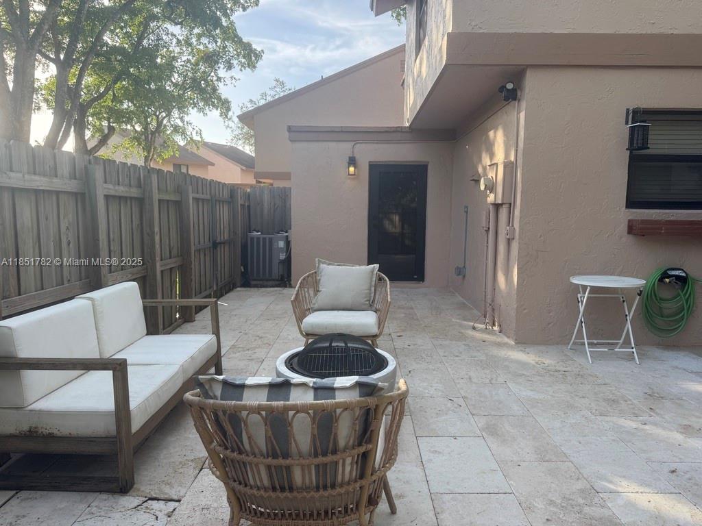 46 Chestnut Cir # 46