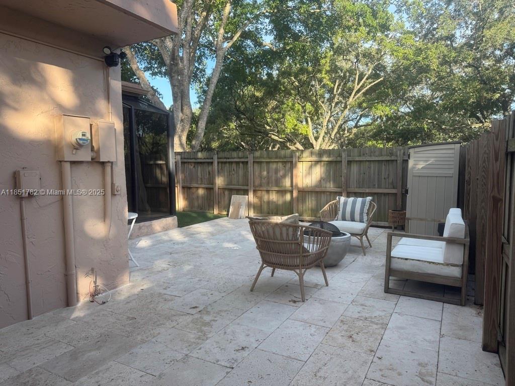 46 Chestnut Cir # 46