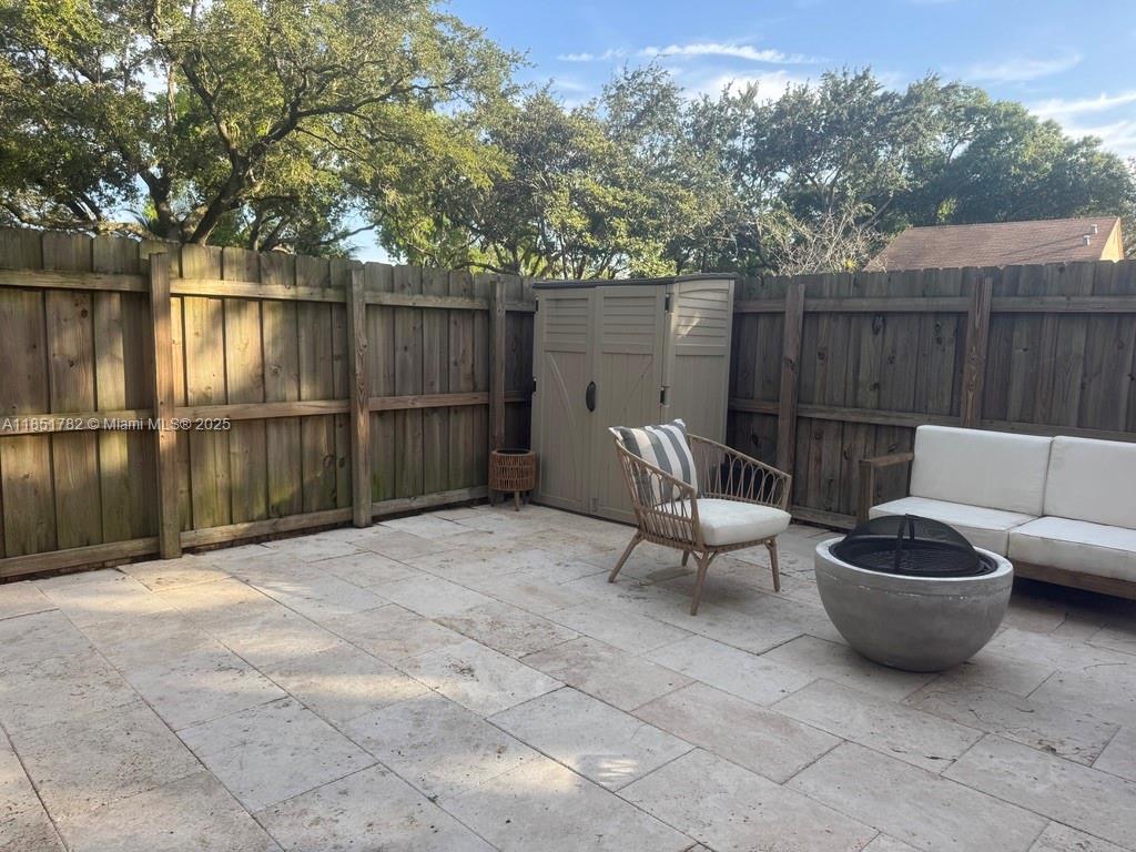 46 Chestnut Cir # 46