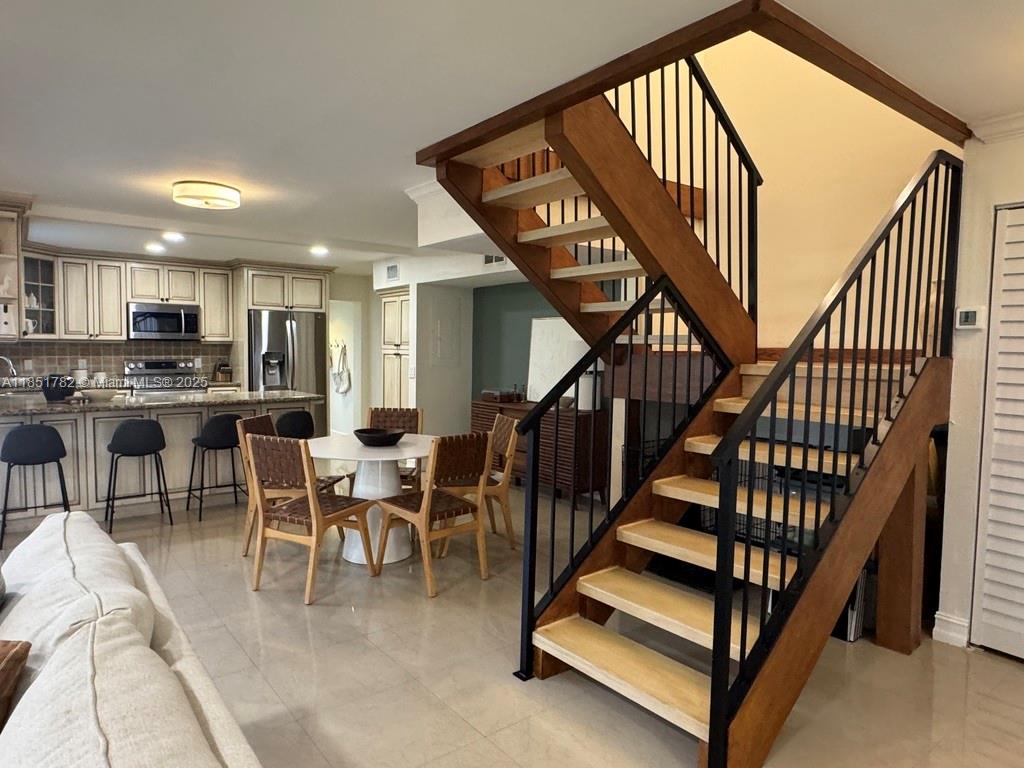 46 Chestnut Cir # 46