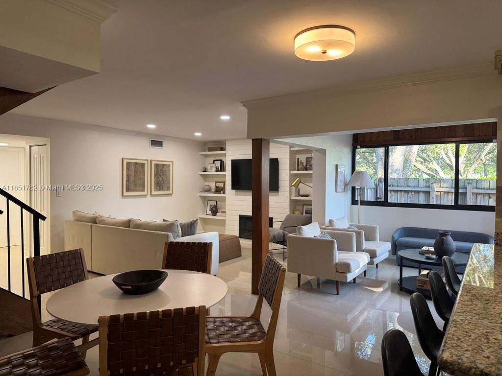 46 Chestnut Cir # 46