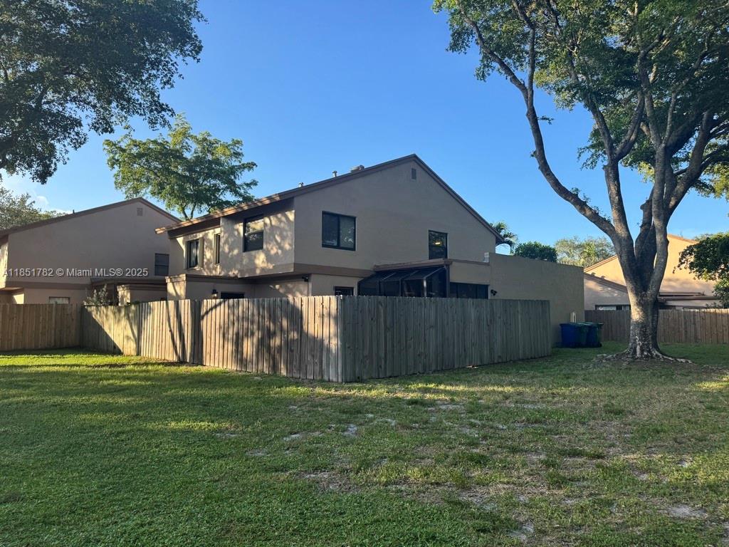 46 Chestnut Cir # 46