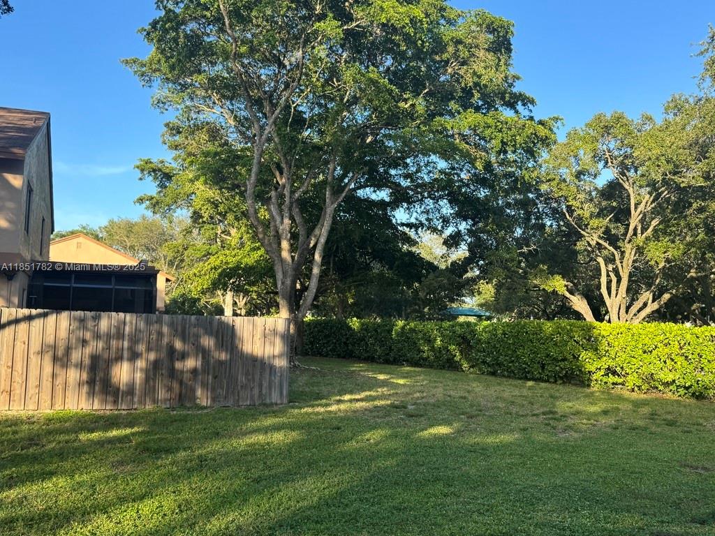 46 Chestnut Cir # 46