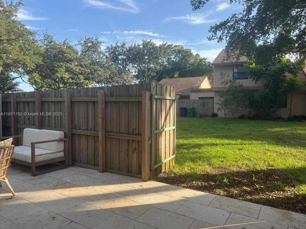 46 Chestnut Cir # 46