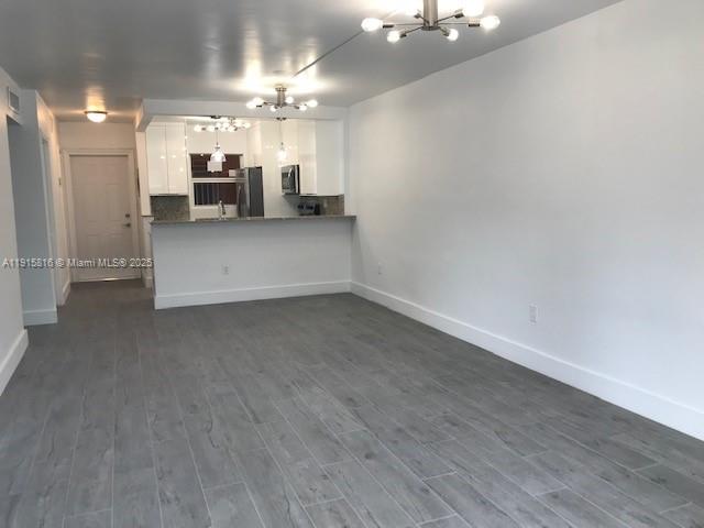 120 Royal Palm Rd # 211