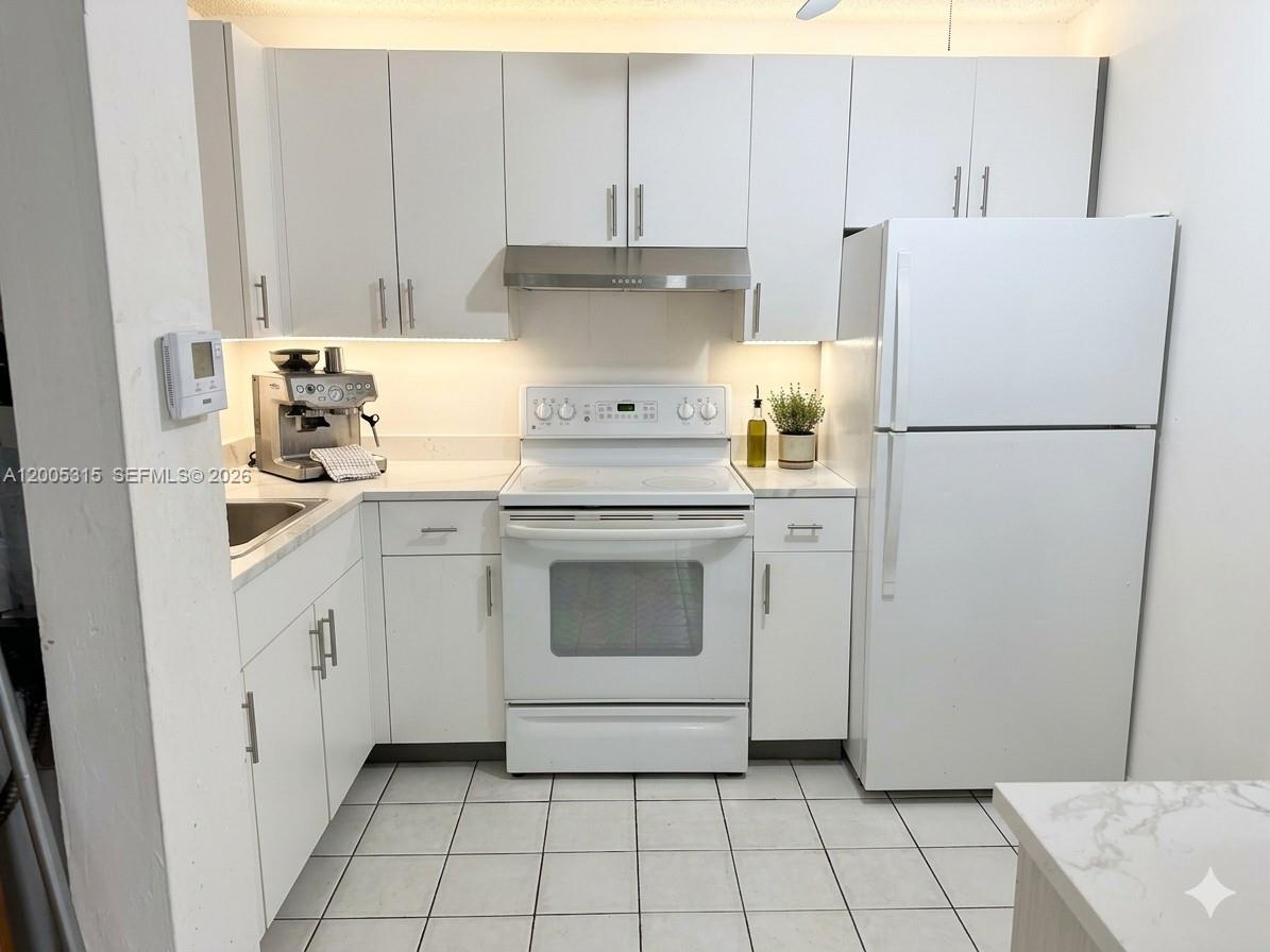 1212-1214 SW 30th Ct