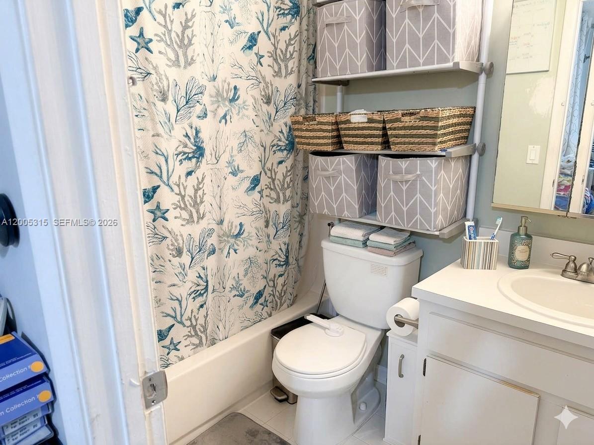 1212-1214 SW 30th Ct