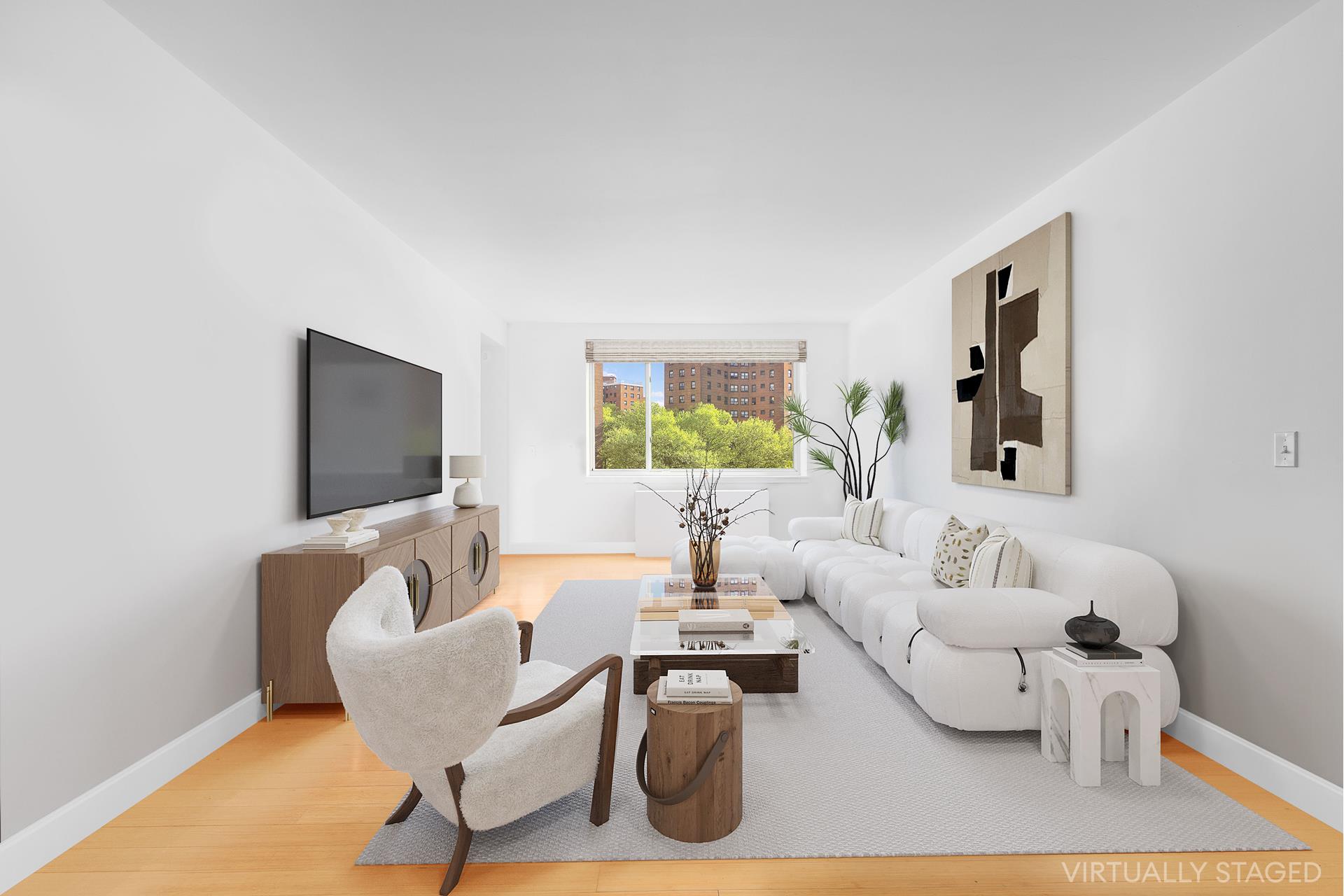 40 W 116TH Street B508