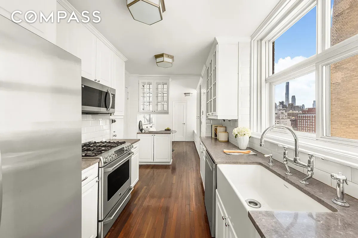 180 E 79th Street 14B