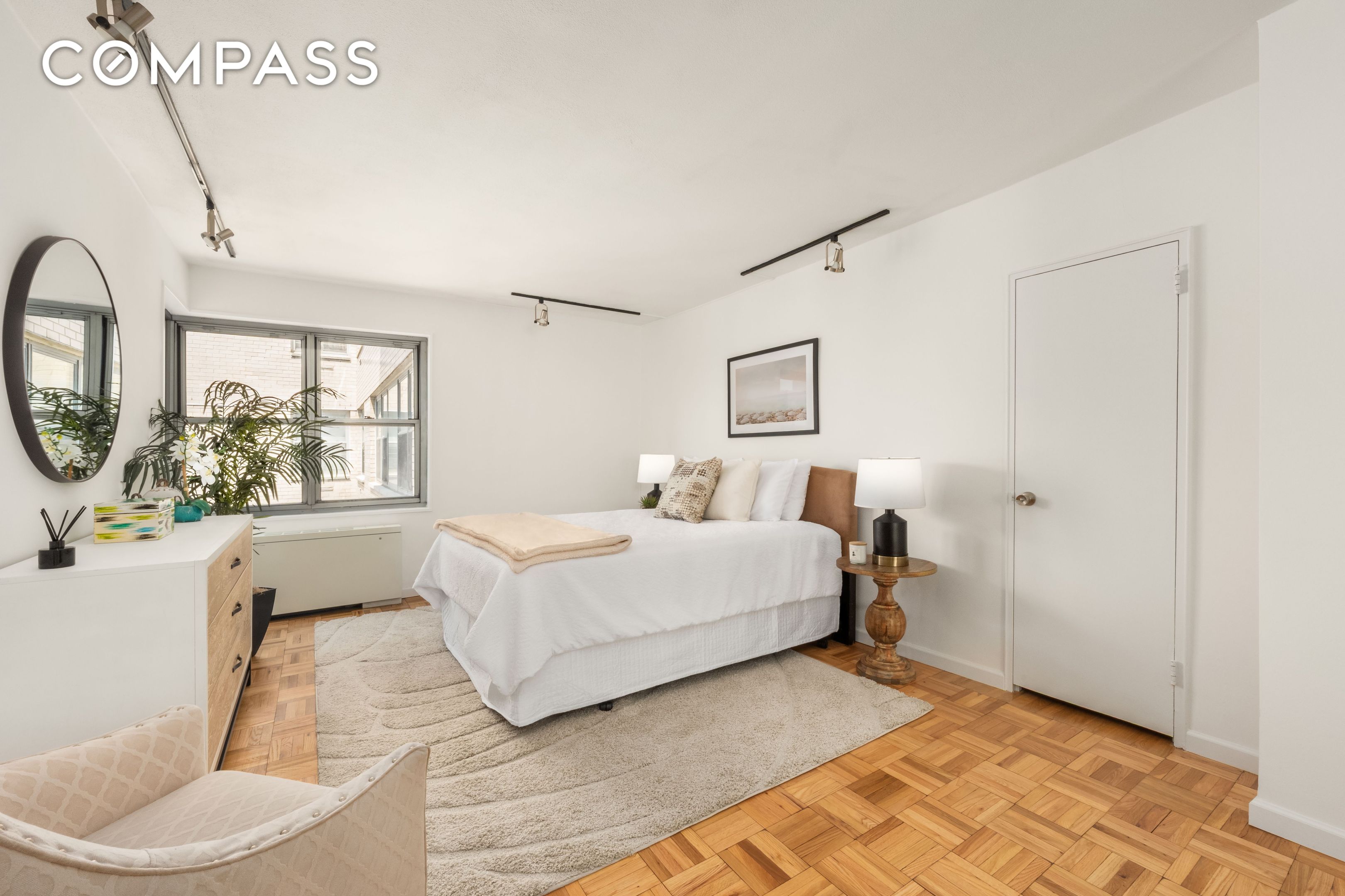 400 E 56th Street 38S