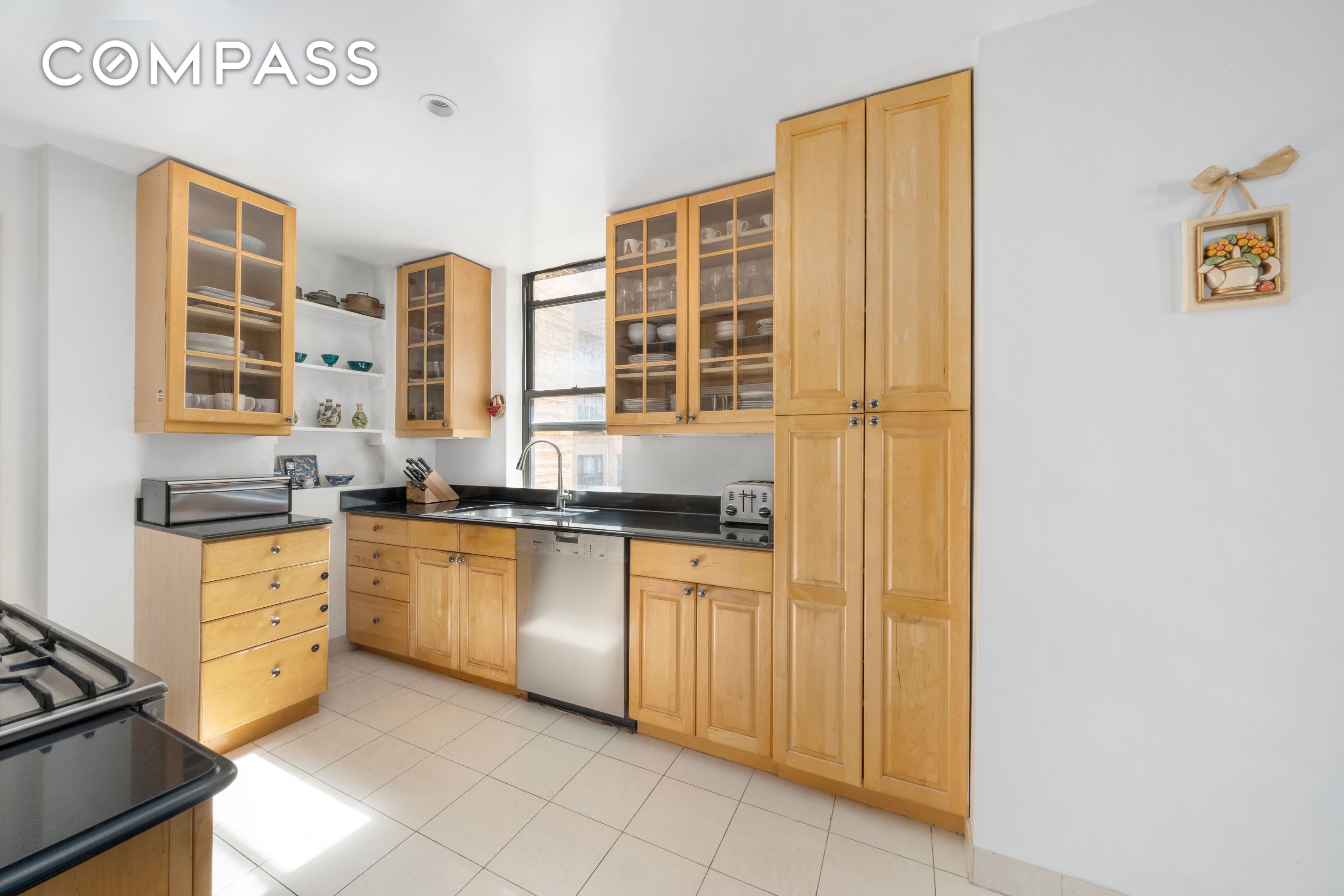 514 W End Avenue 12BC