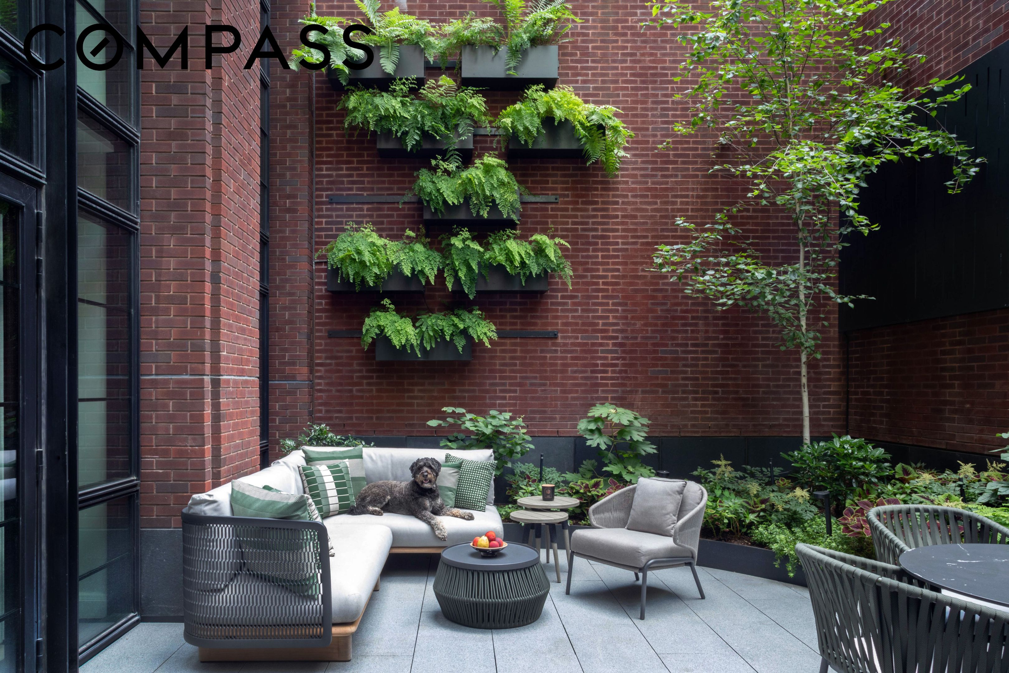 150 Charles Street M10