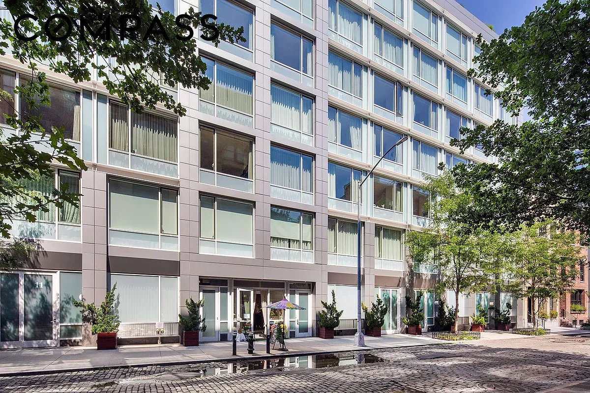311 W Broadway 7G