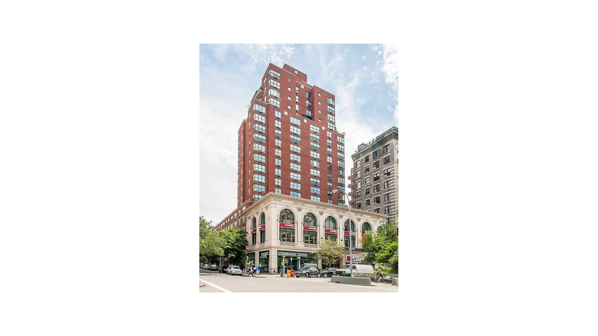 2250 BROADWAY 5L