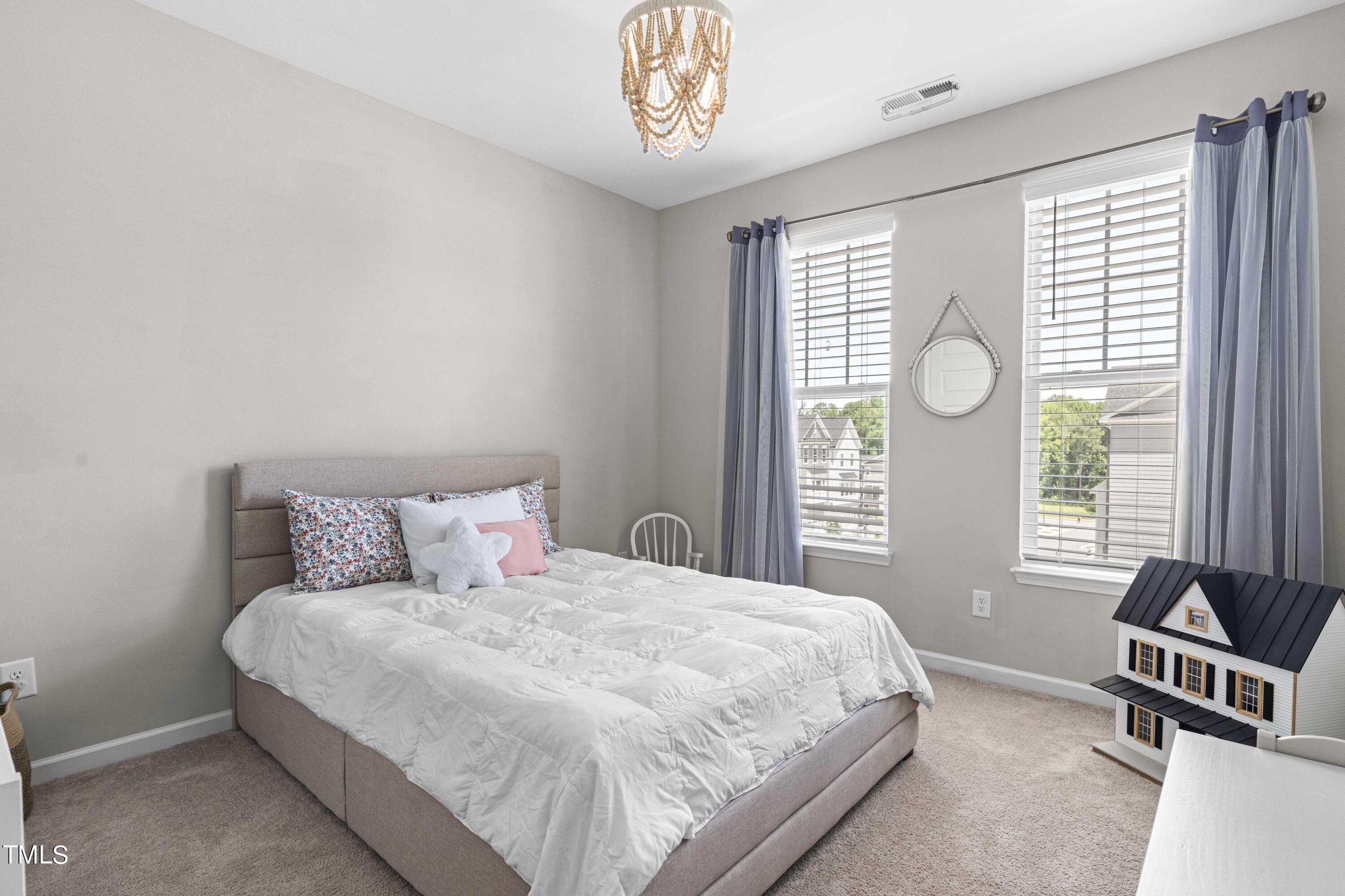 1041 Lathrop Lane