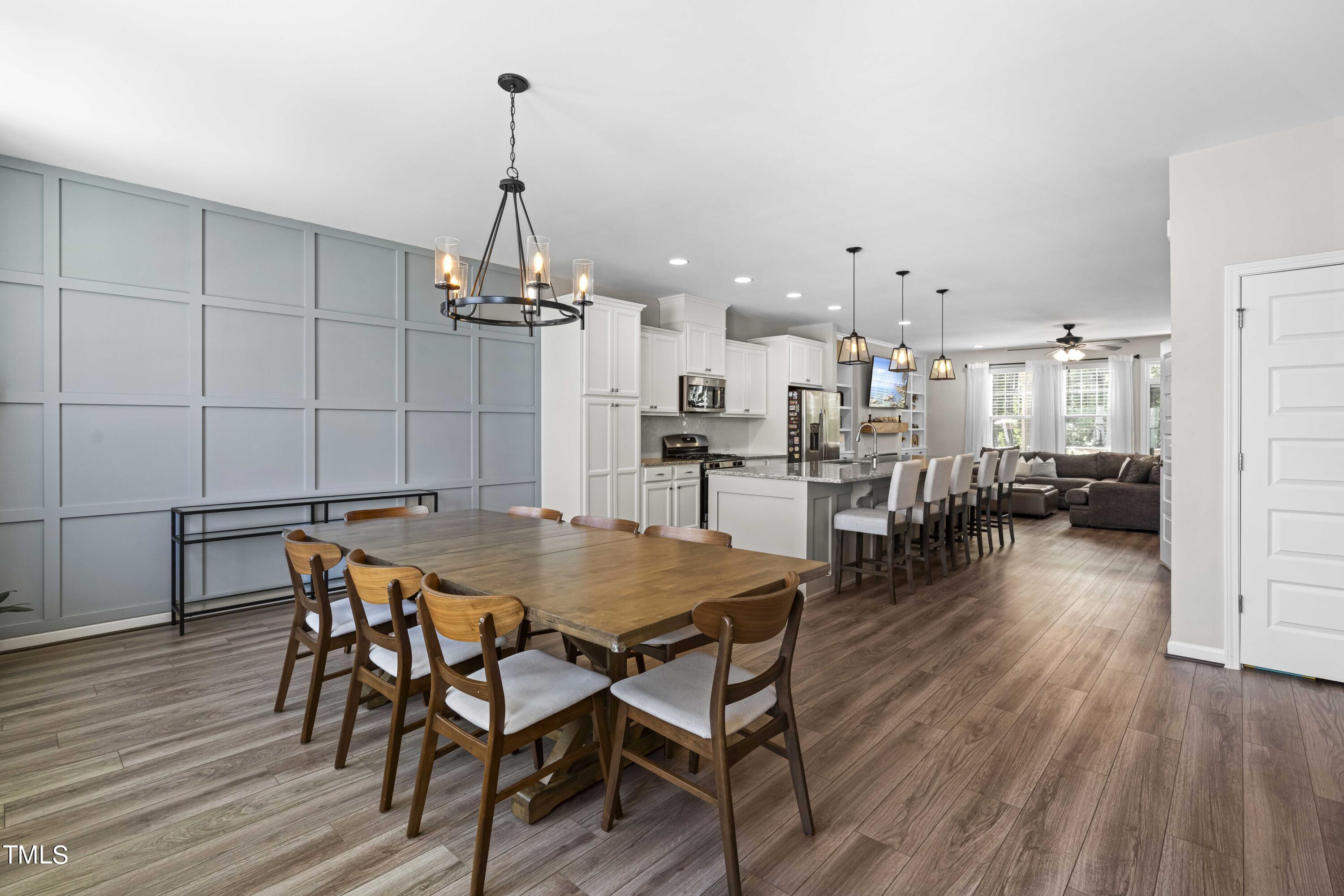 1041 Lathrop Lane