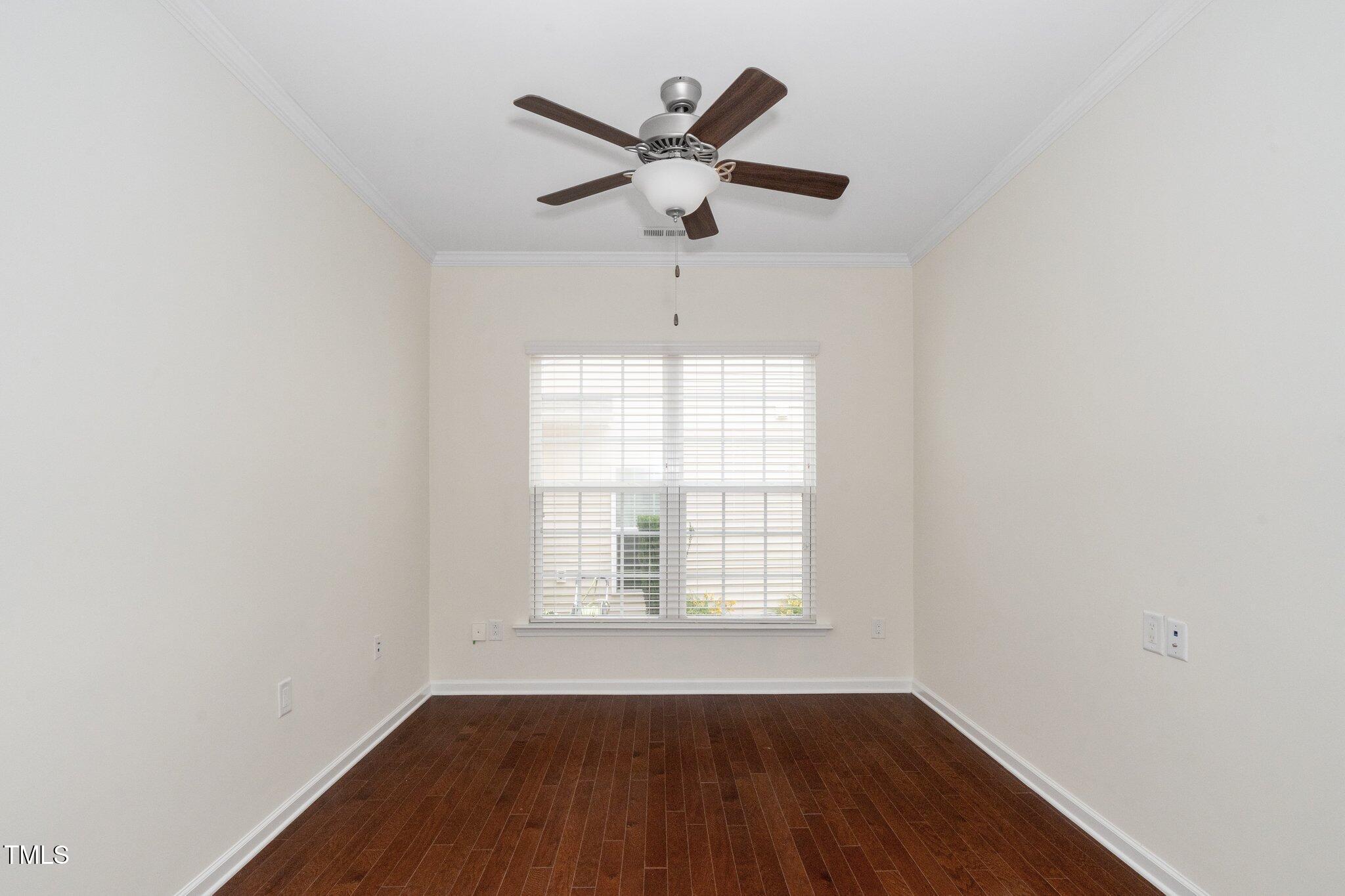 826 Downfield Lane