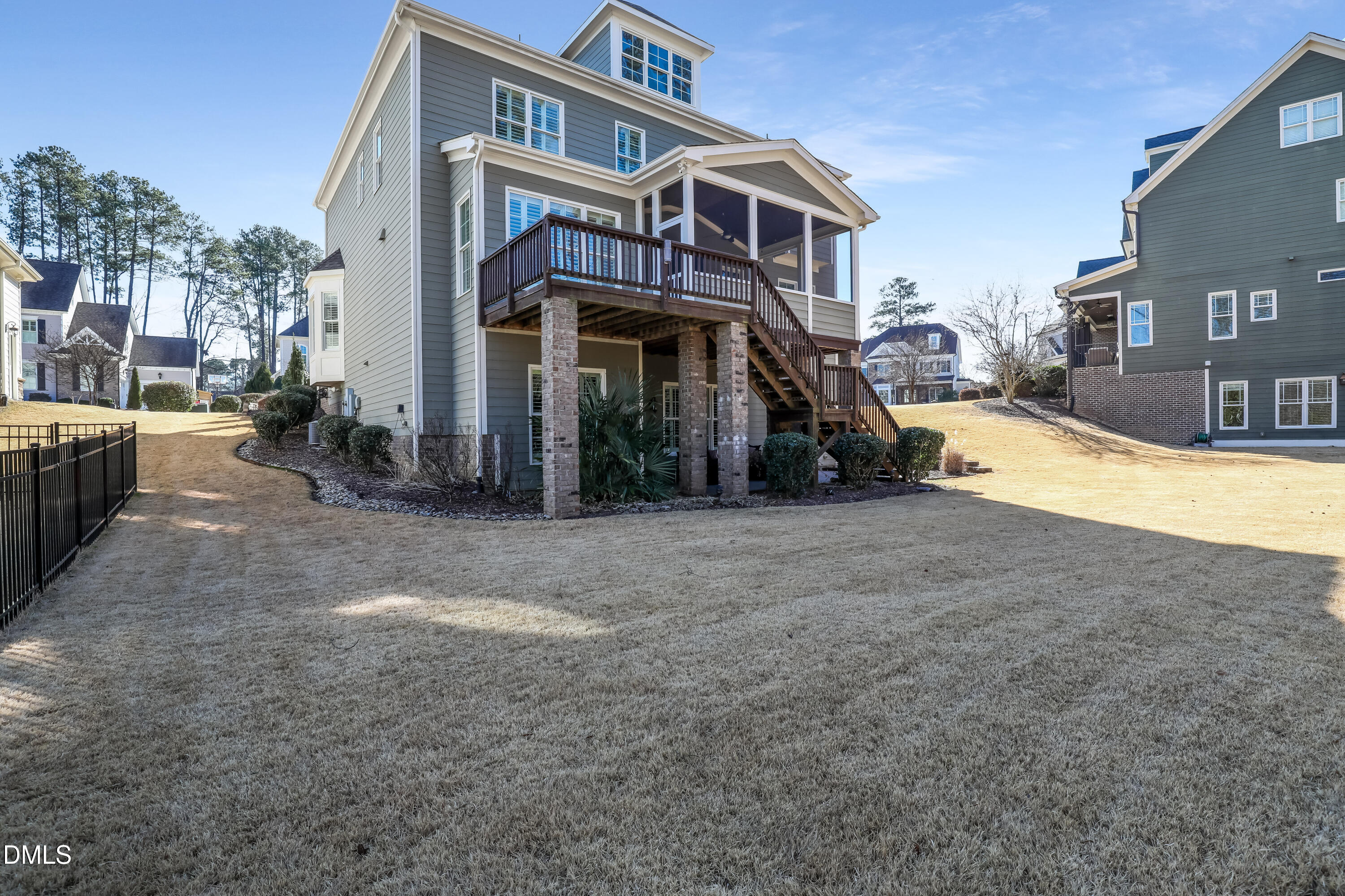 2516 Maroni Drive