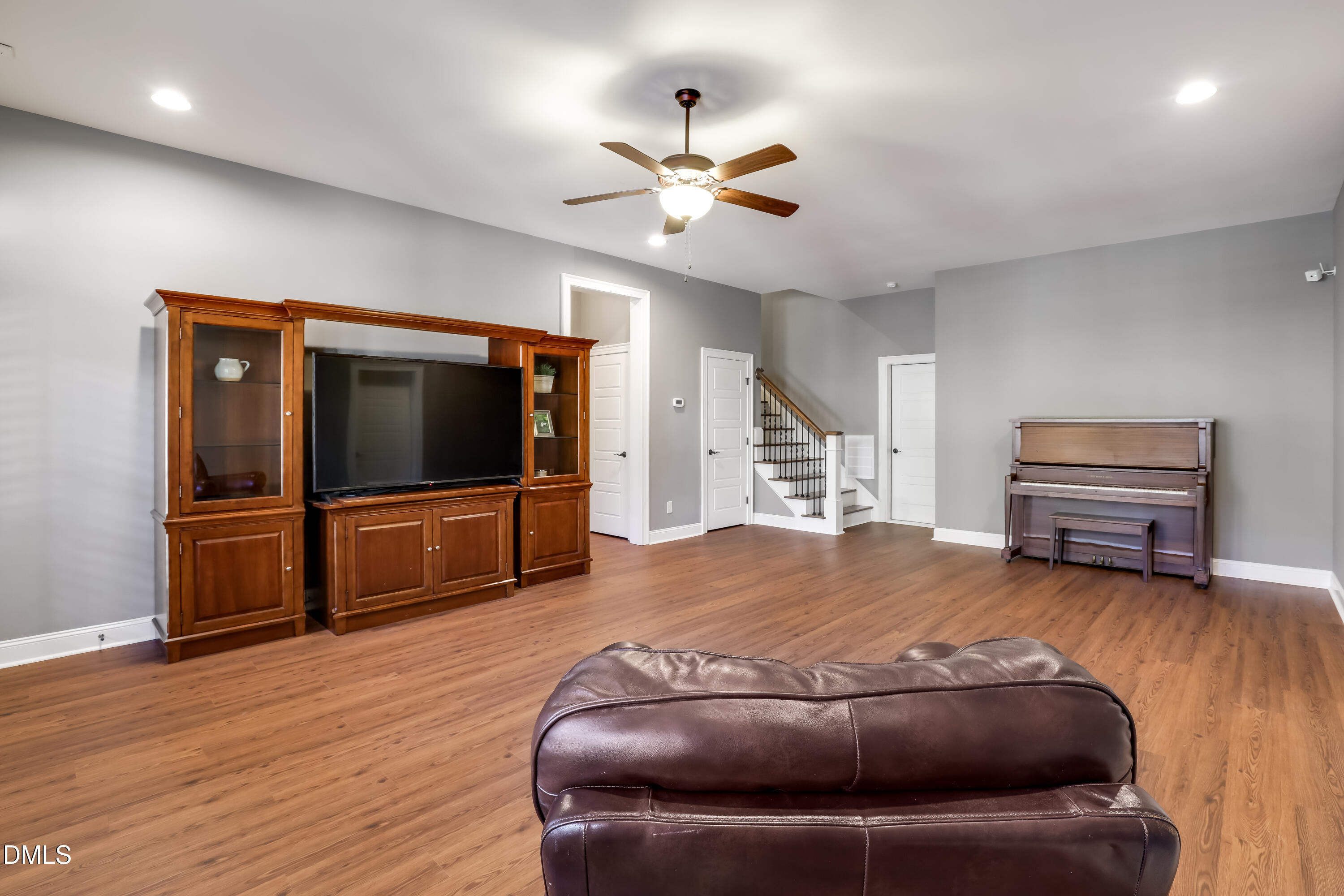 2516 Maroni Drive