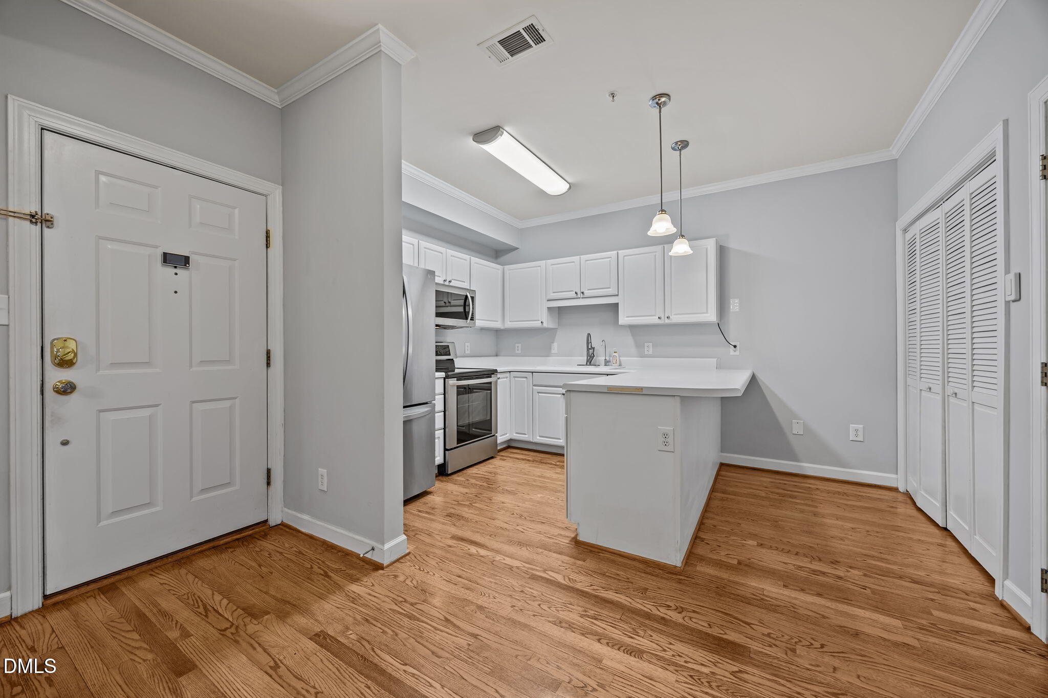 312 Lord Byron Court