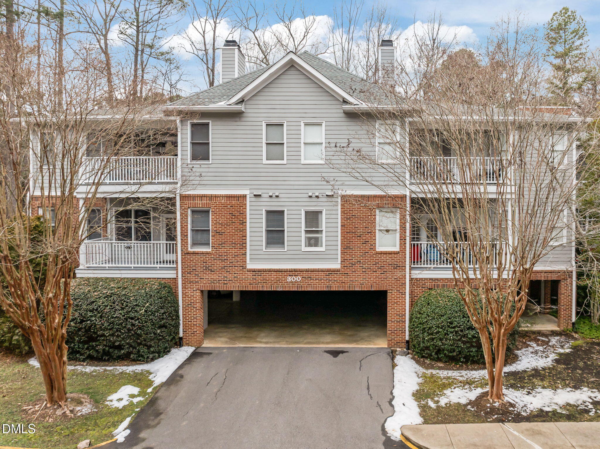 312 Lord Byron Court