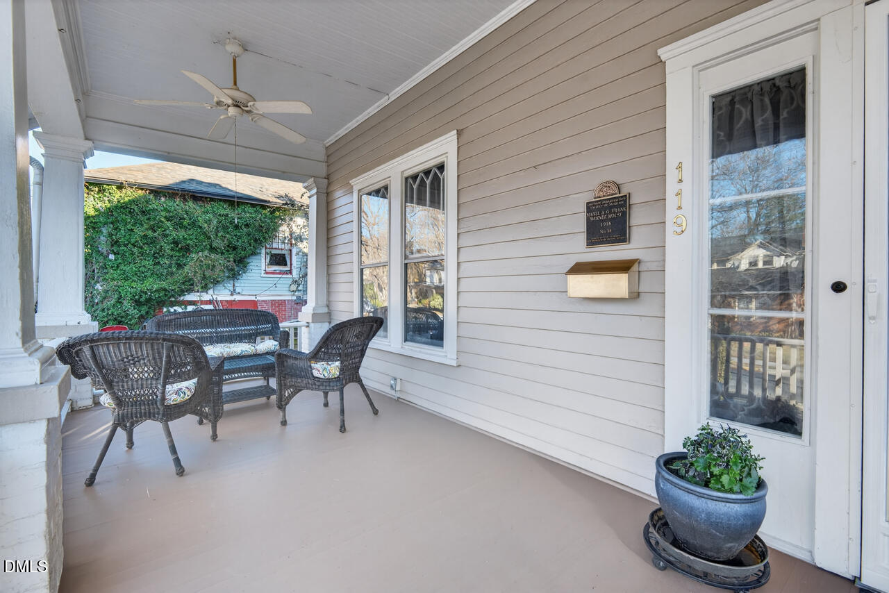 119 W Lynch Street
