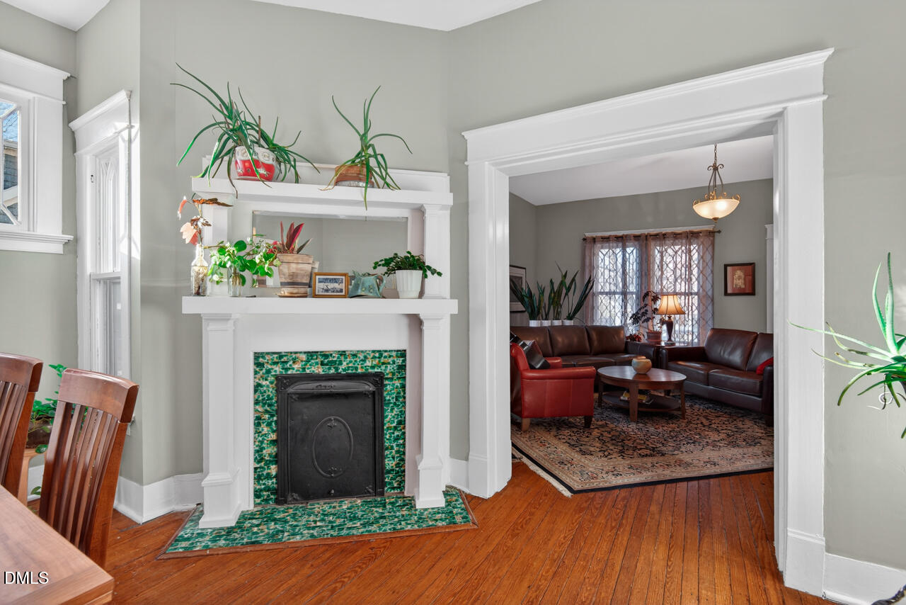 119 W Lynch Street