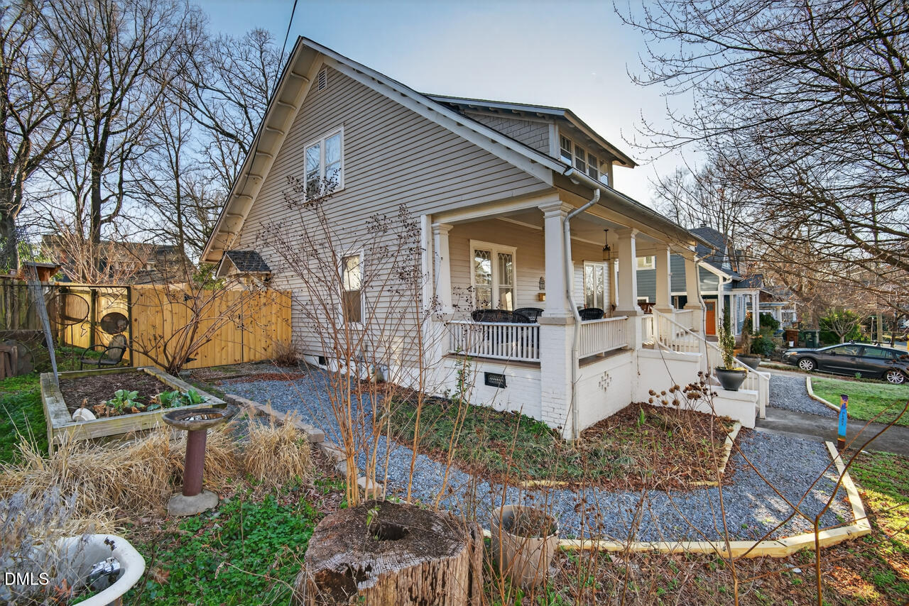 119 W Lynch Street