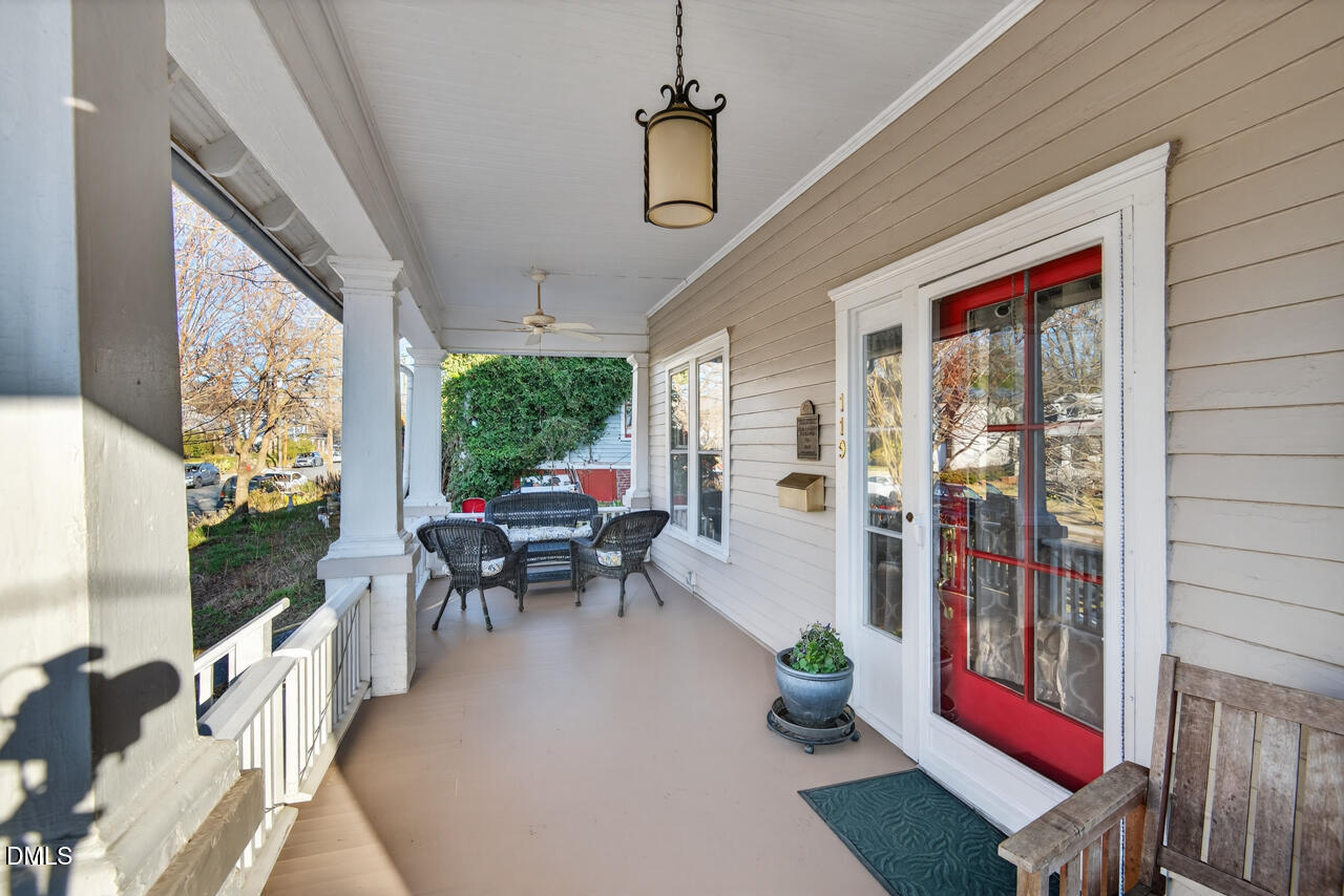 119 W Lynch Street