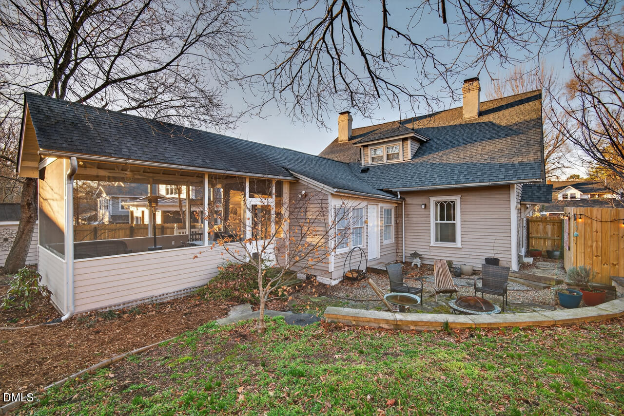 119 W Lynch Street