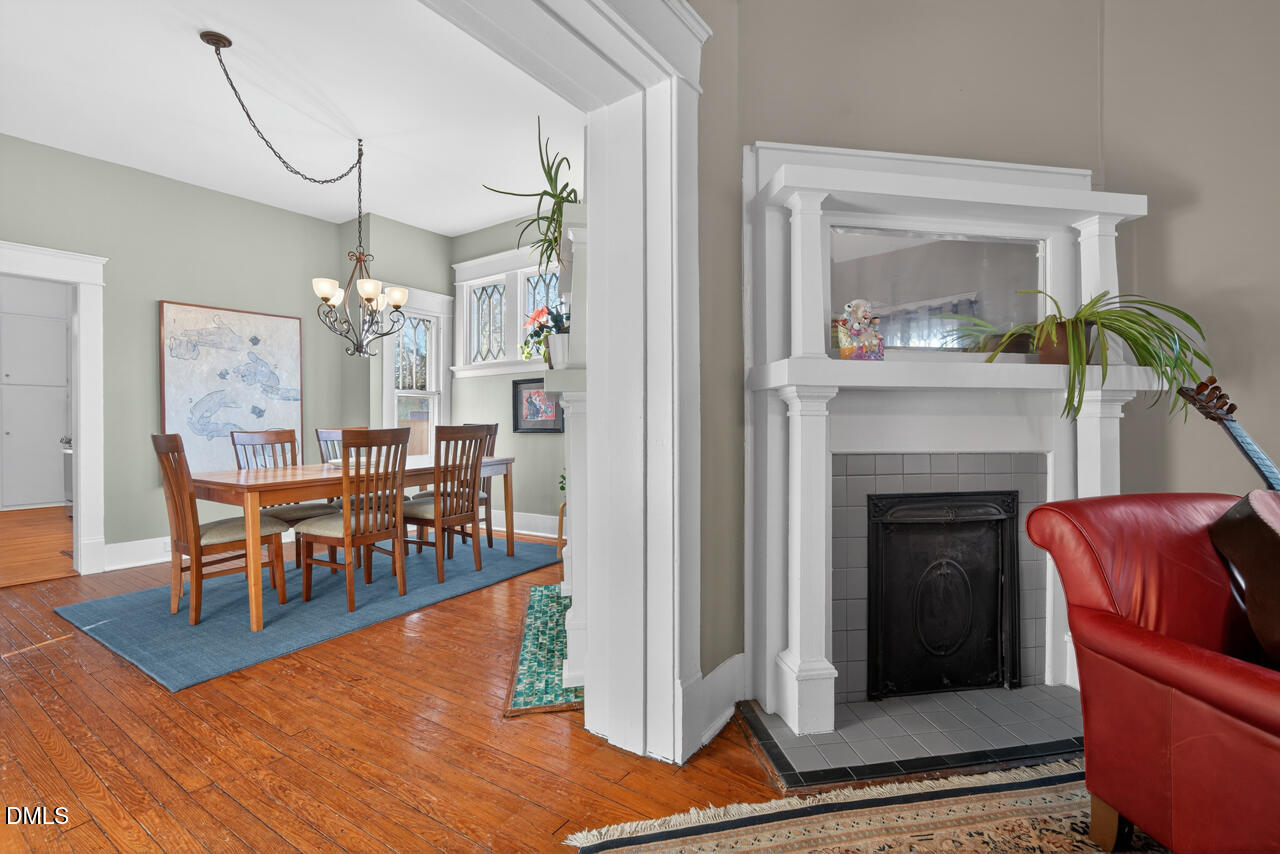 119 W Lynch Street