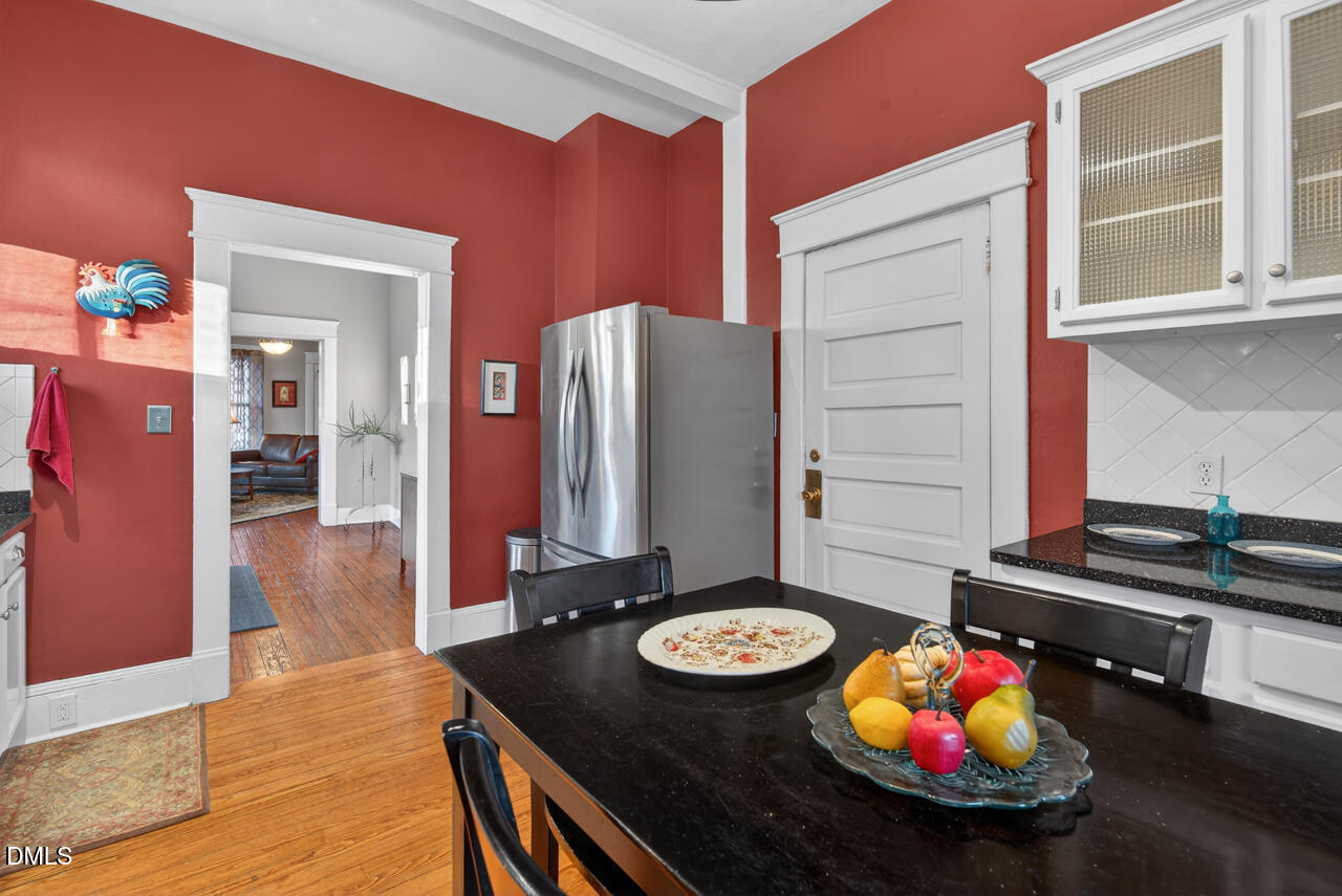 119 W Lynch Street