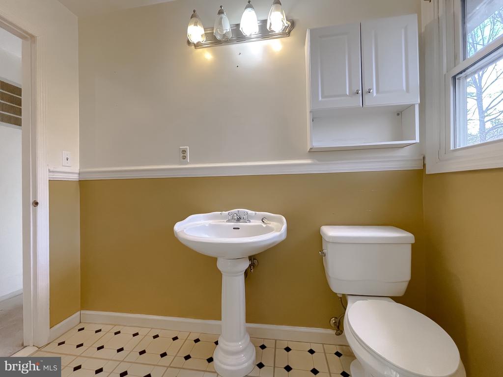 1270 HOLLYBERRY COURT