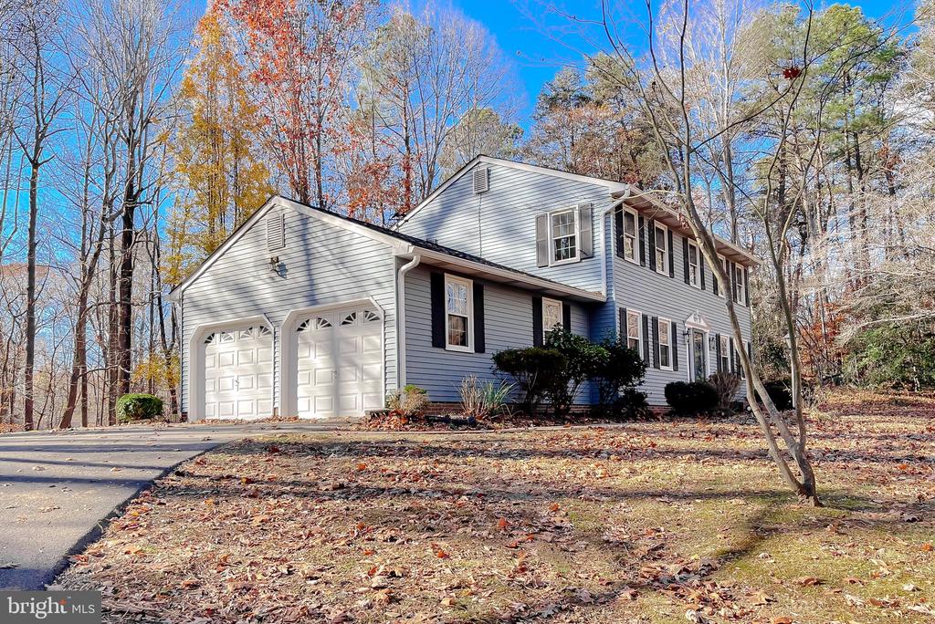 1270 HOLLYBERRY COURT
