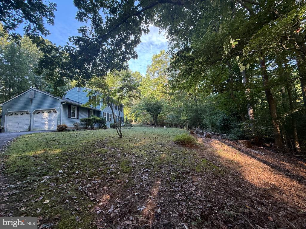 1270 HOLLYBERRY COURT