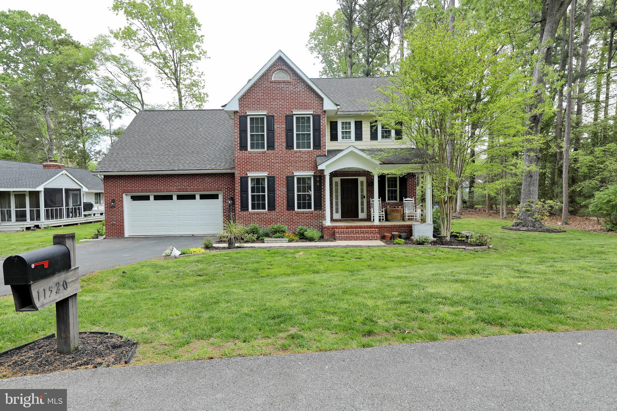 11520 HONEYSUCKLE COURT