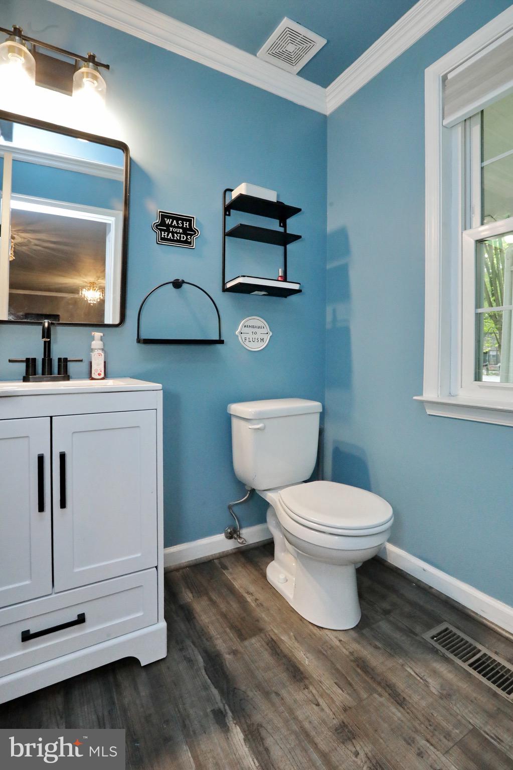 11520 HONEYSUCKLE COURT