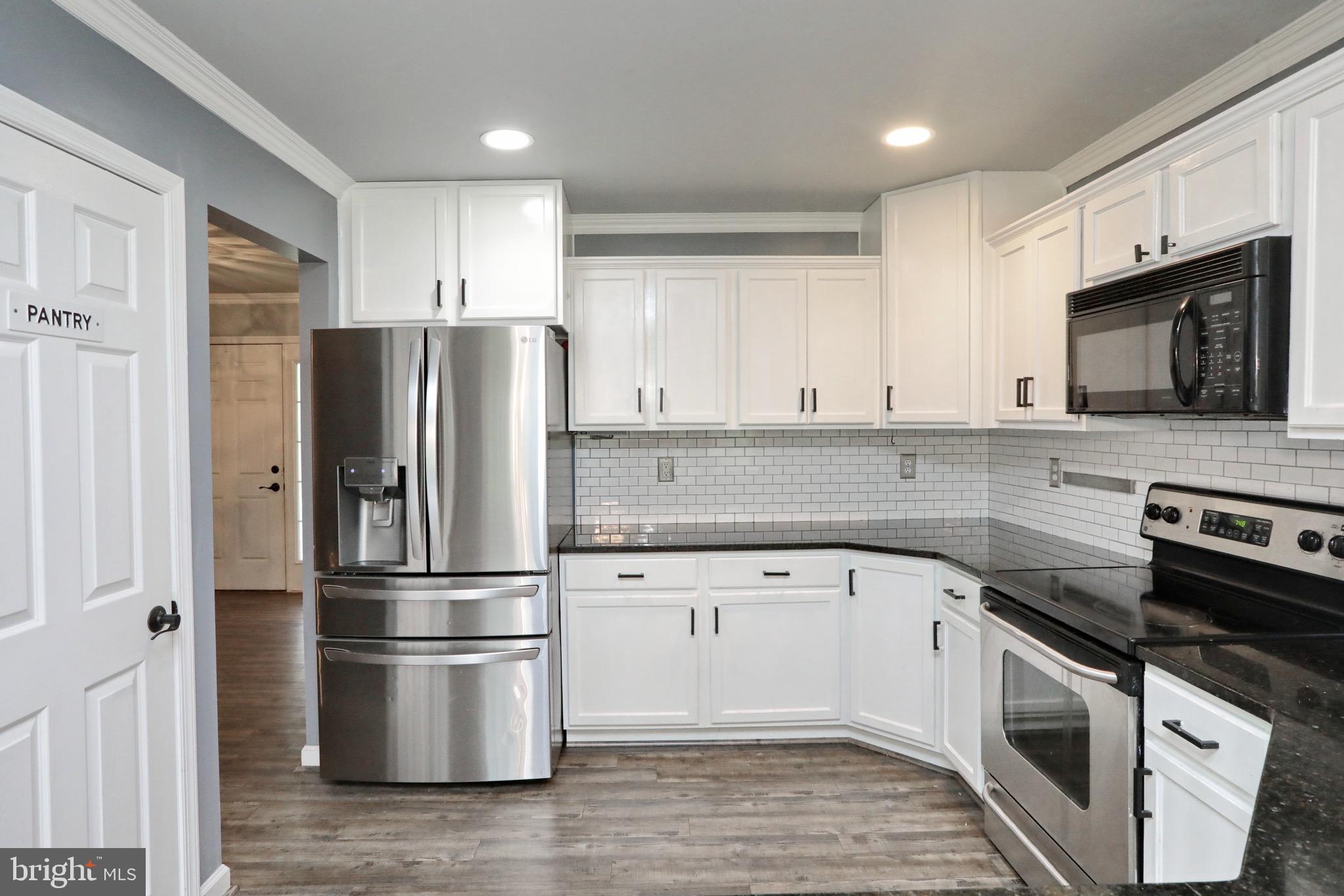 11520 HONEYSUCKLE COURT