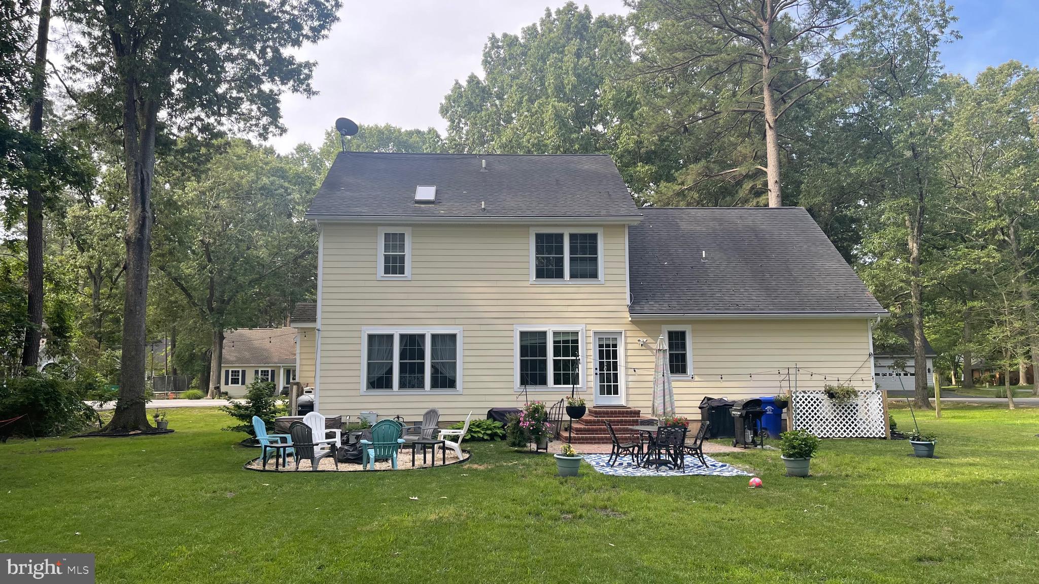 11520 HONEYSUCKLE COURT