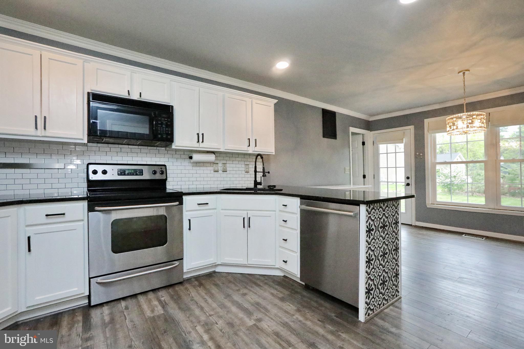 11520 HONEYSUCKLE COURT