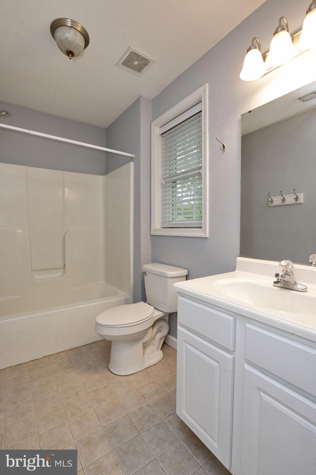 11520 HONEYSUCKLE COURT