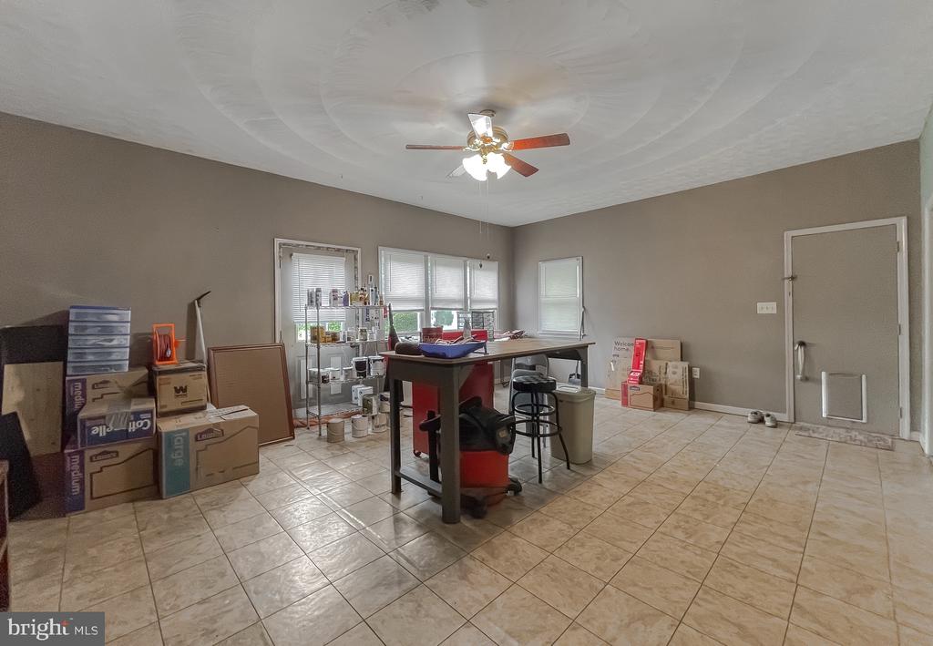 21338 LYNN DRIVE