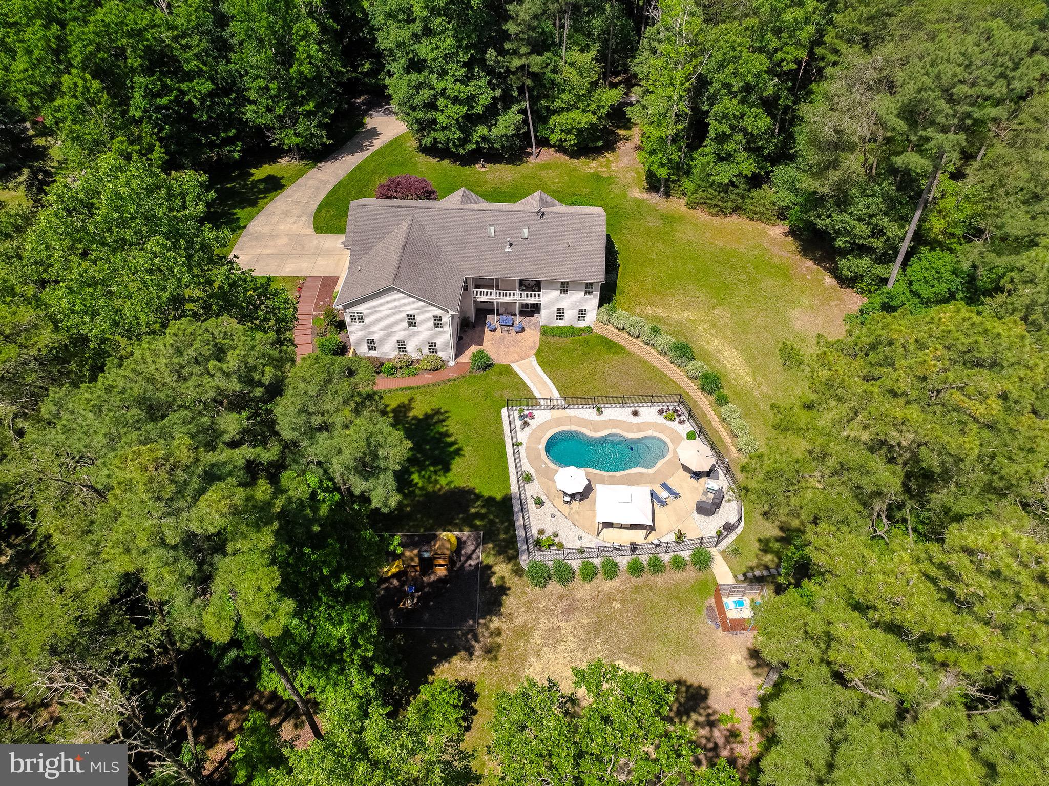 22430 HOOD LANE