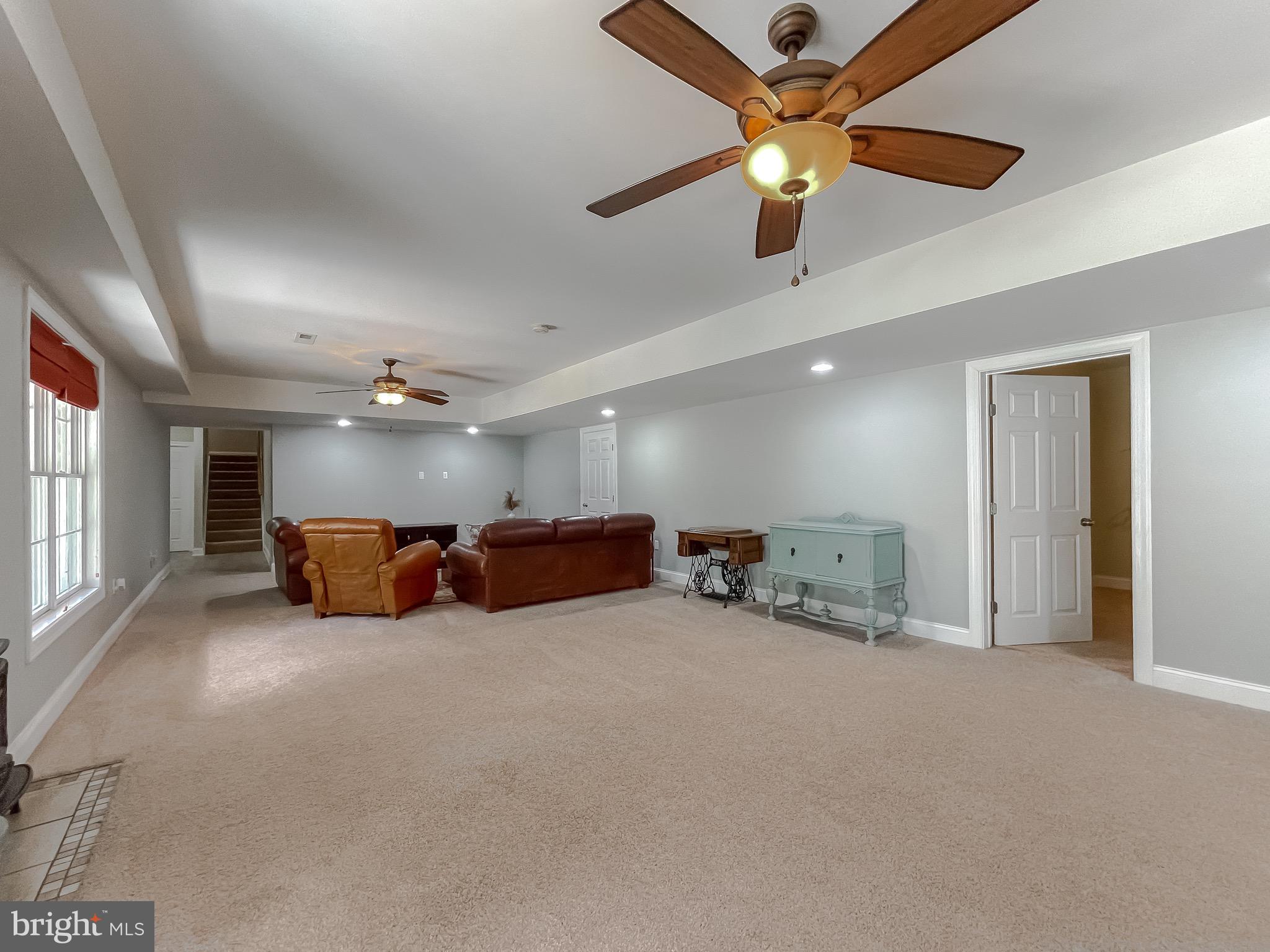 22430 HOOD LANE