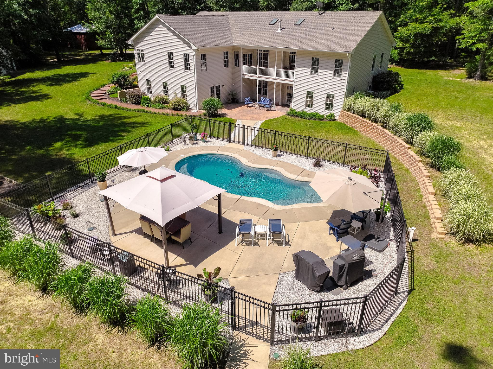 22430 HOOD LANE