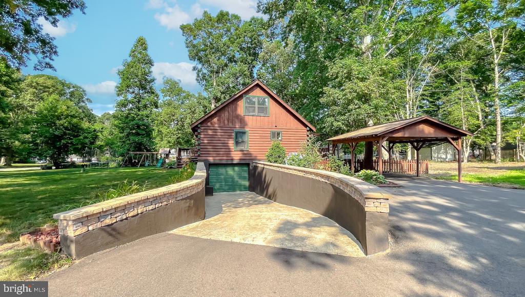 25910 HILLS DRIVE