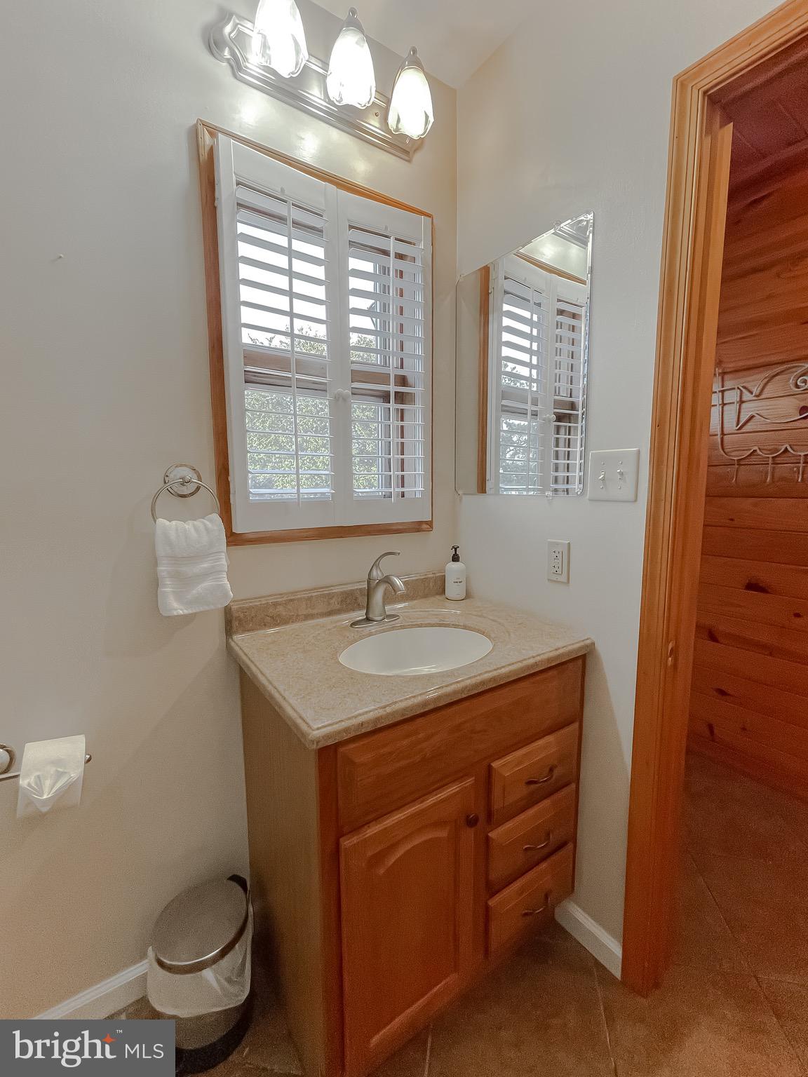 50166 DOVE COVE ROAD