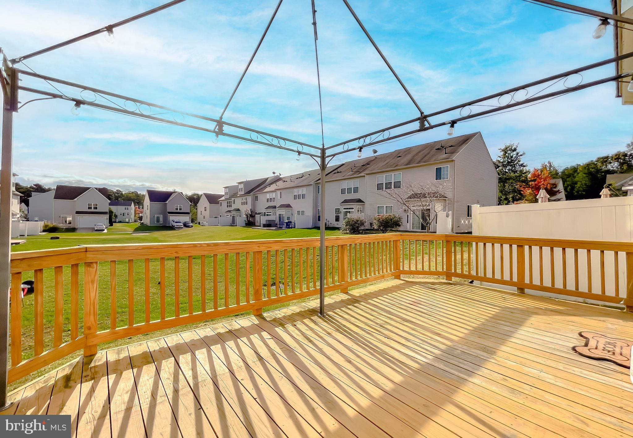 22916 SNOW LEOPARD DRIVE