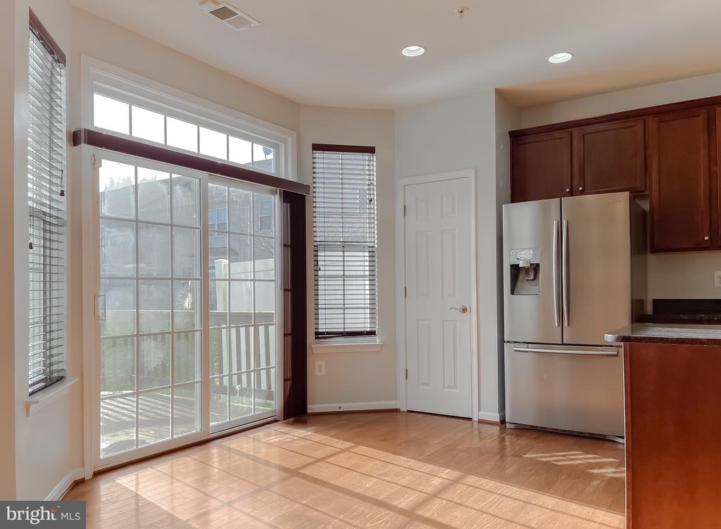 22916 SNOW LEOPARD DRIVE